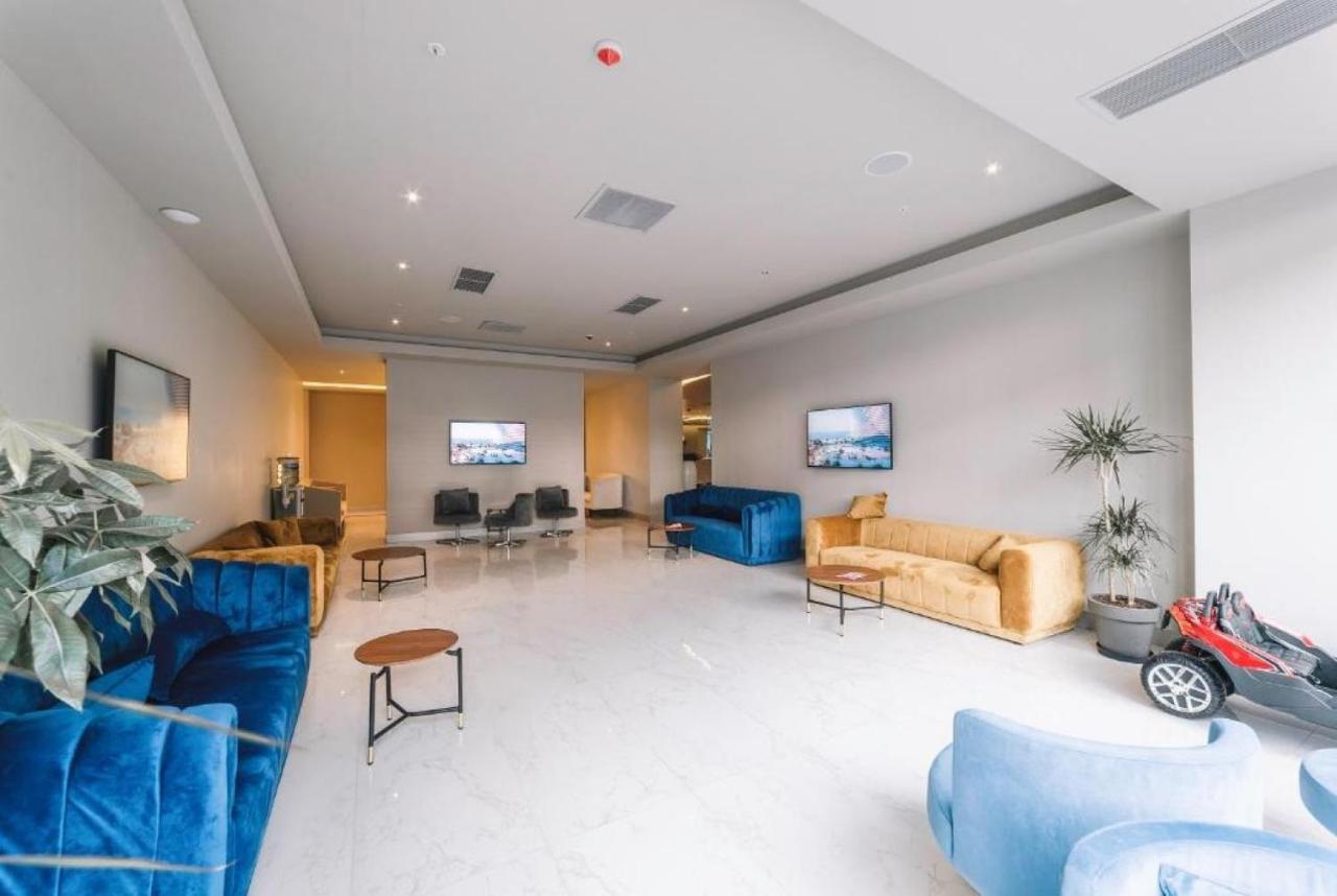 Luxury Sea View Apartments In Orbi City Батумі Екстер'єр фото