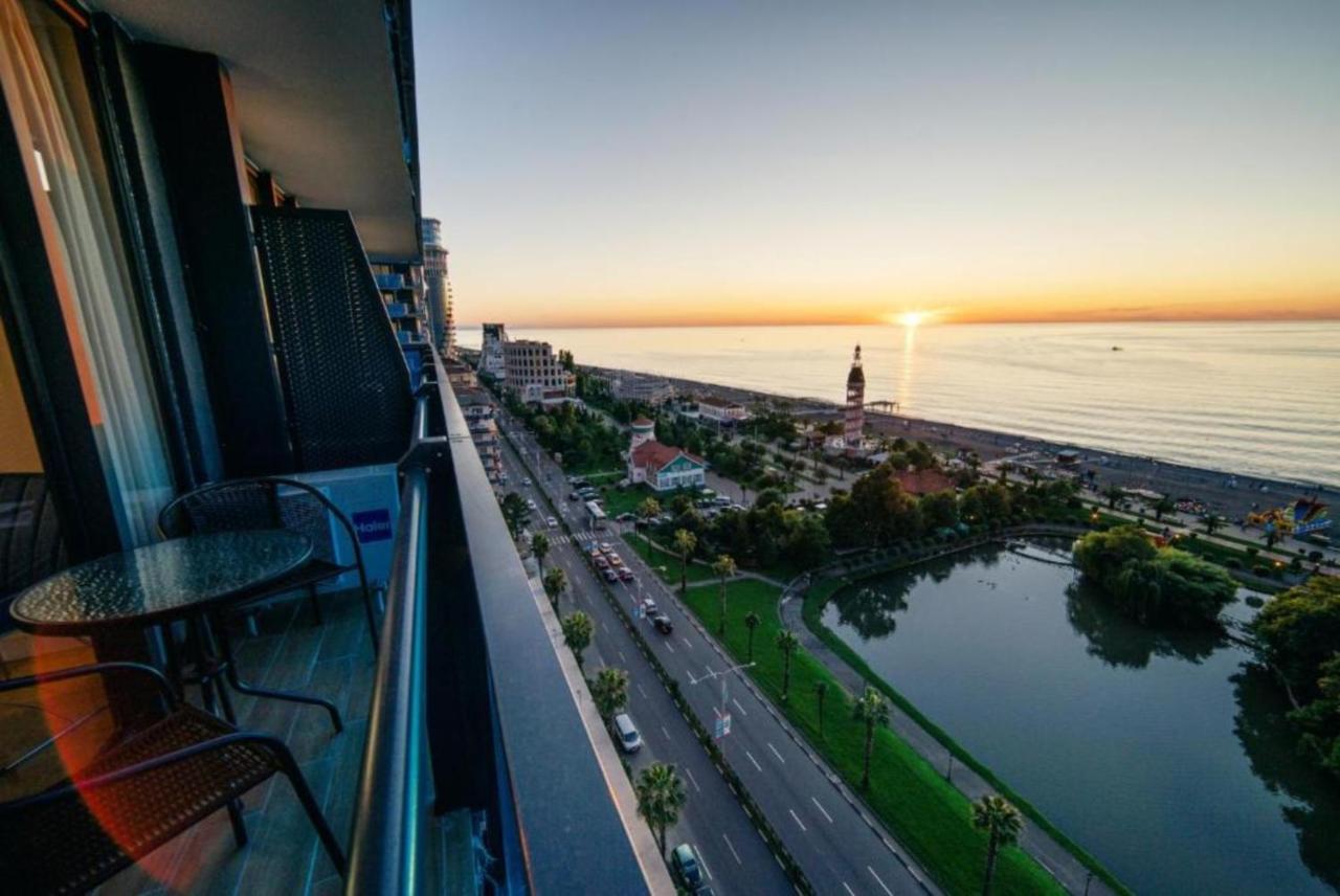 Luxury Sea View Apartments In Orbi City Батумі Екстер'єр фото