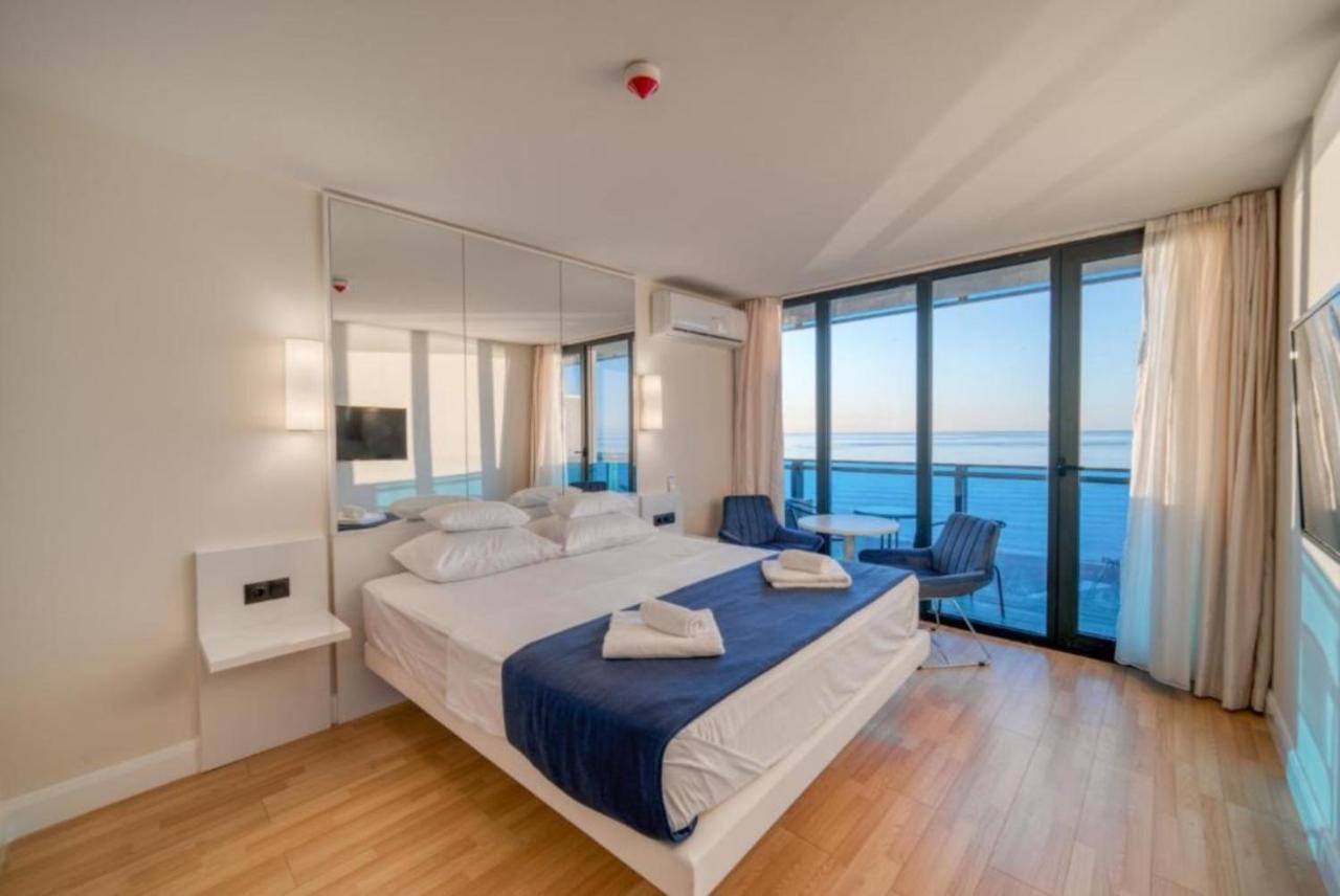 Luxury Sea View Apartments In Orbi City Батумі Екстер'єр фото