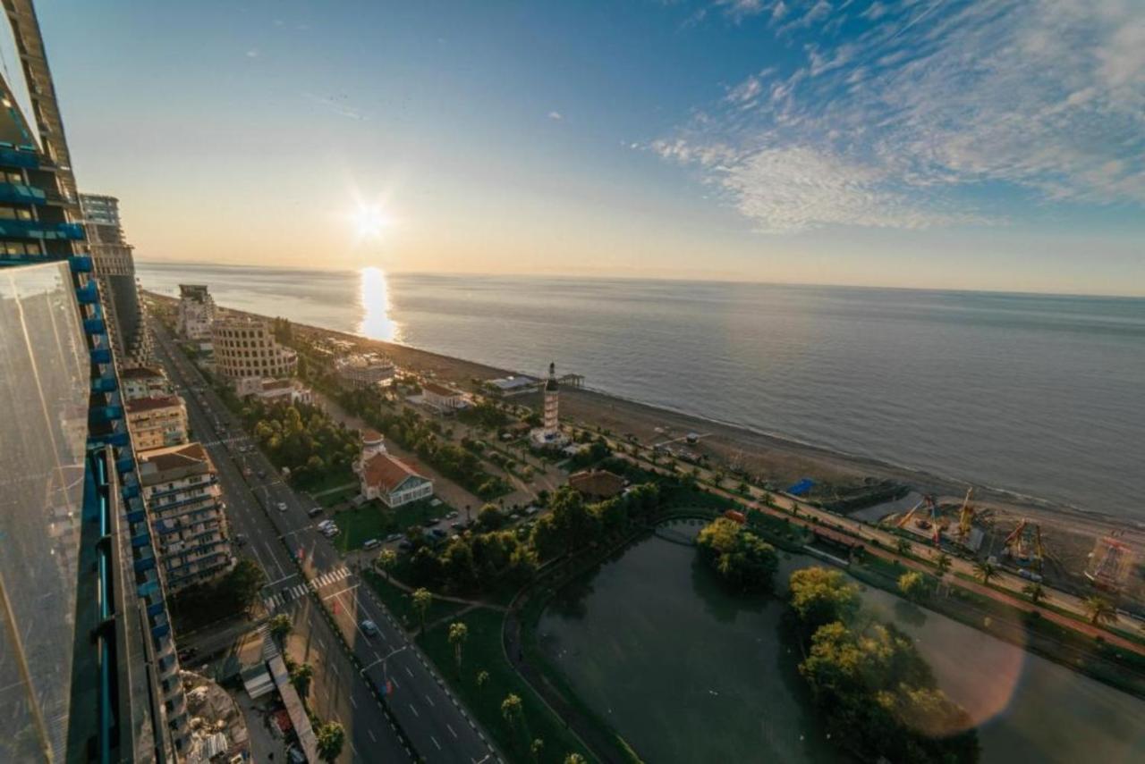 Luxury Sea View Apartments In Orbi City Батумі Екстер'єр фото